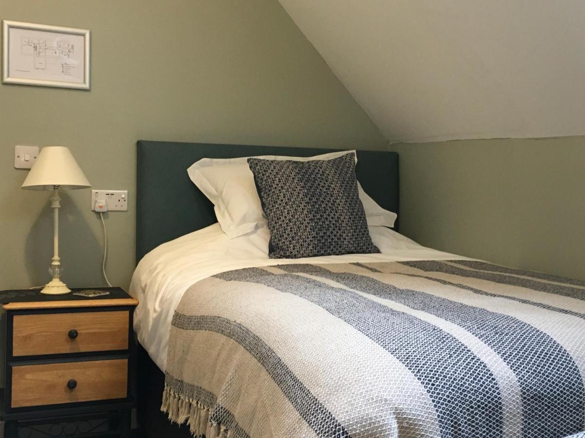 The Old School House Bed and Breakfast Haltwhistle Exteriör bild